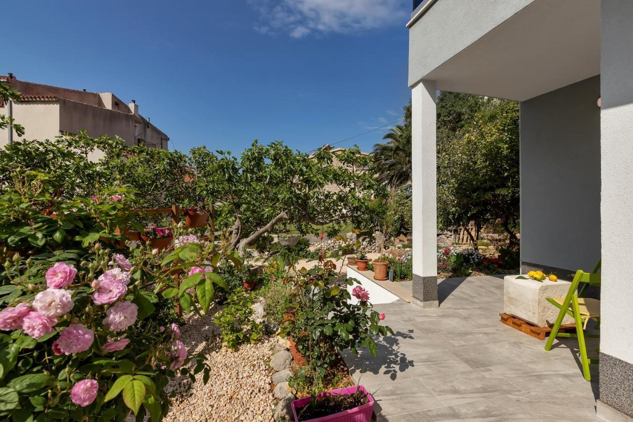 Kuca Za Odmor Lemon Tree Makarska Apartamento Exterior foto