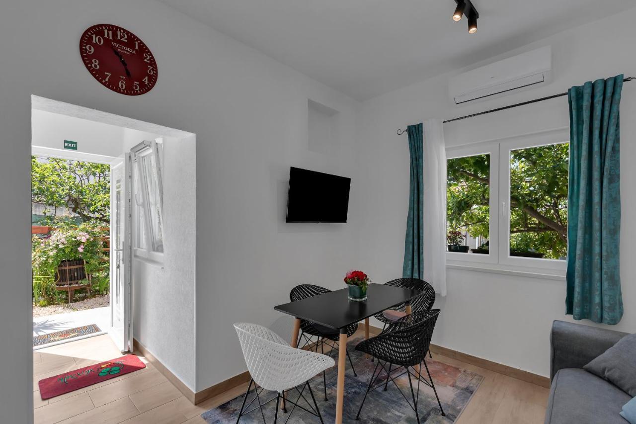 Kuca Za Odmor Lemon Tree Makarska Apartamento Exterior foto
