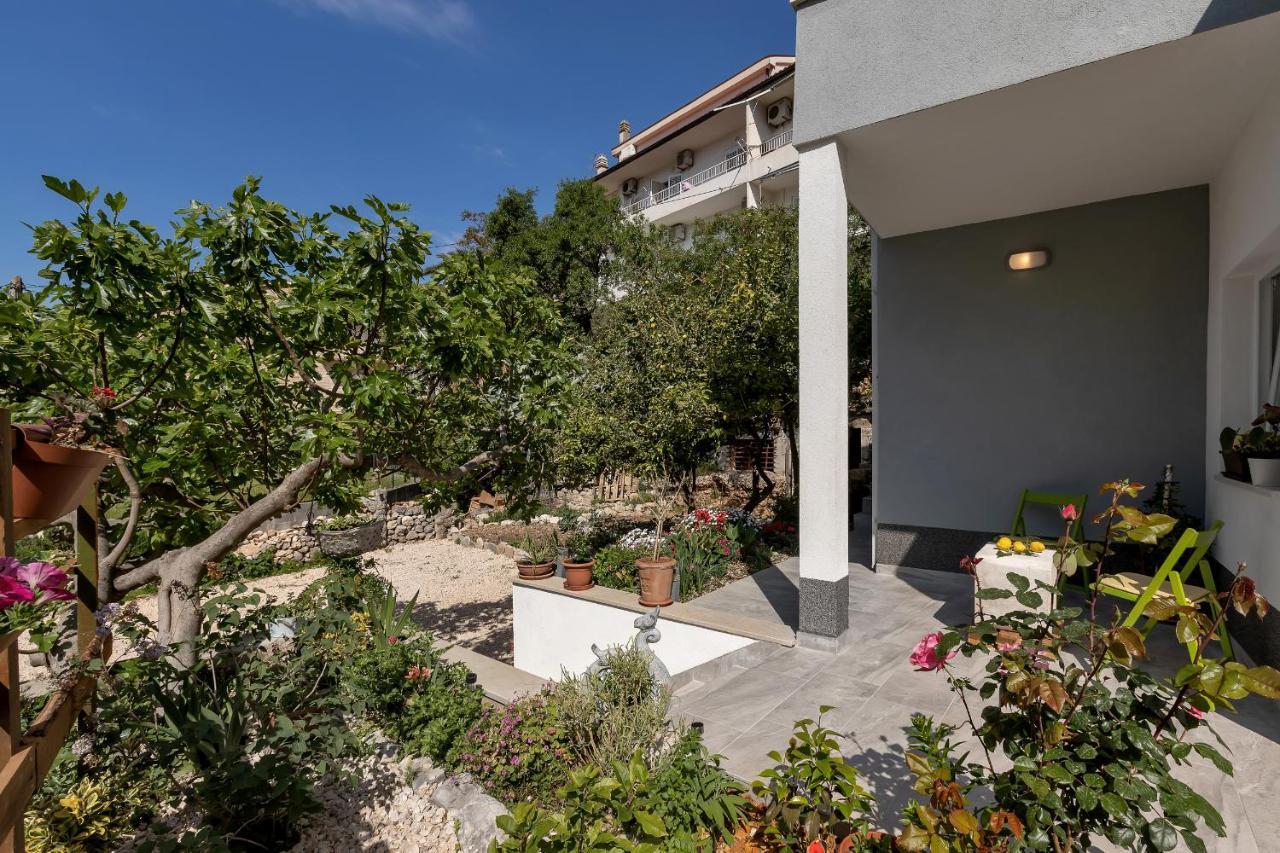 Kuca Za Odmor Lemon Tree Makarska Apartamento Exterior foto